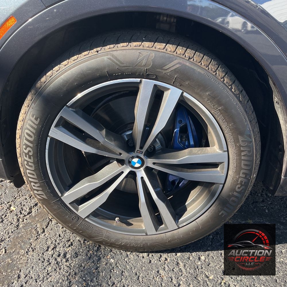 2022 BMW X7 M50i