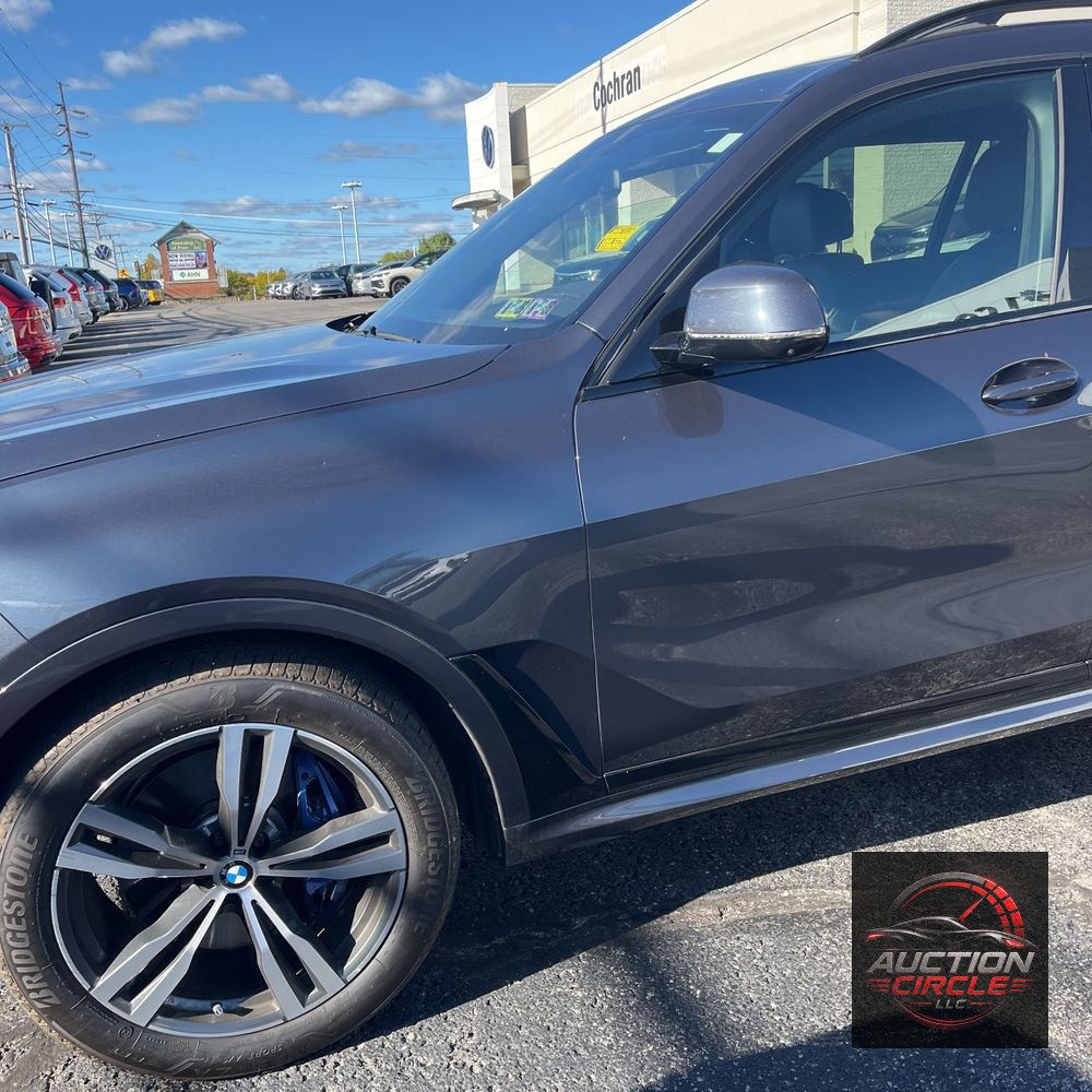 2022 BMW X7 M50i