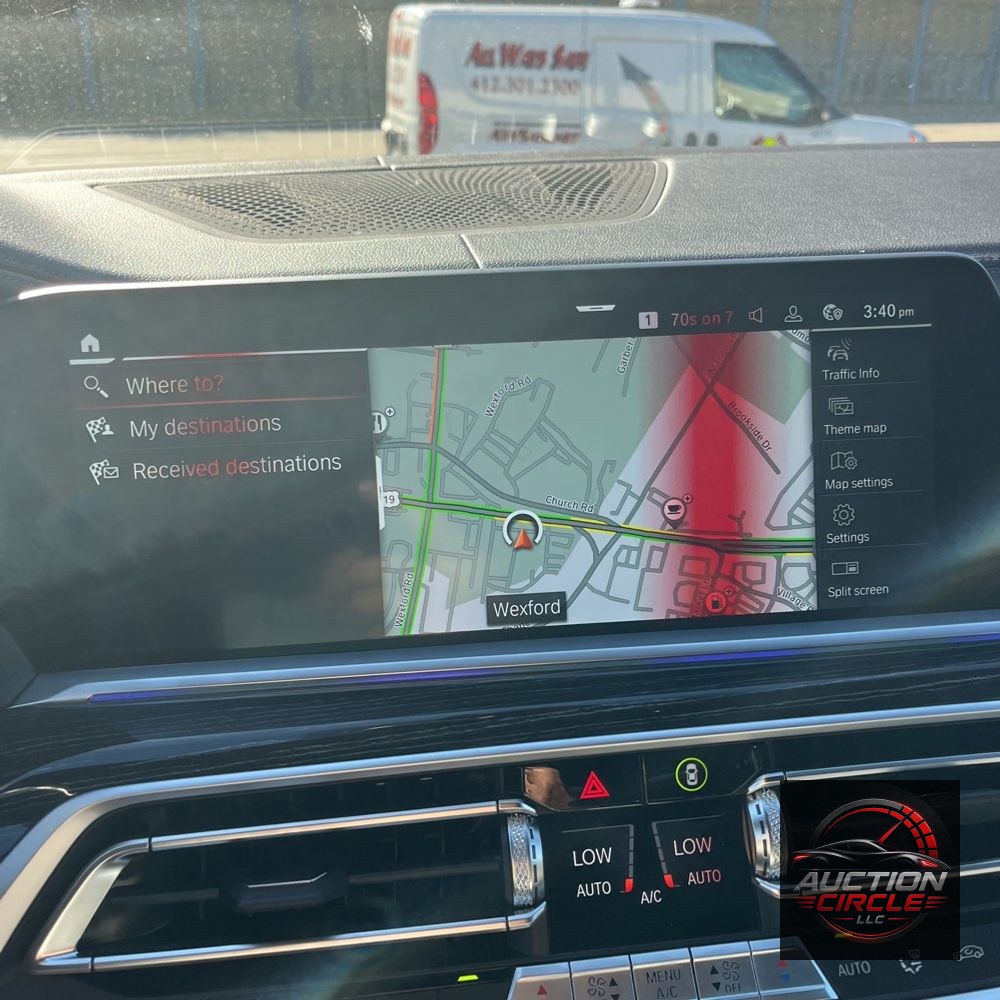 2022 BMW X7 M50i