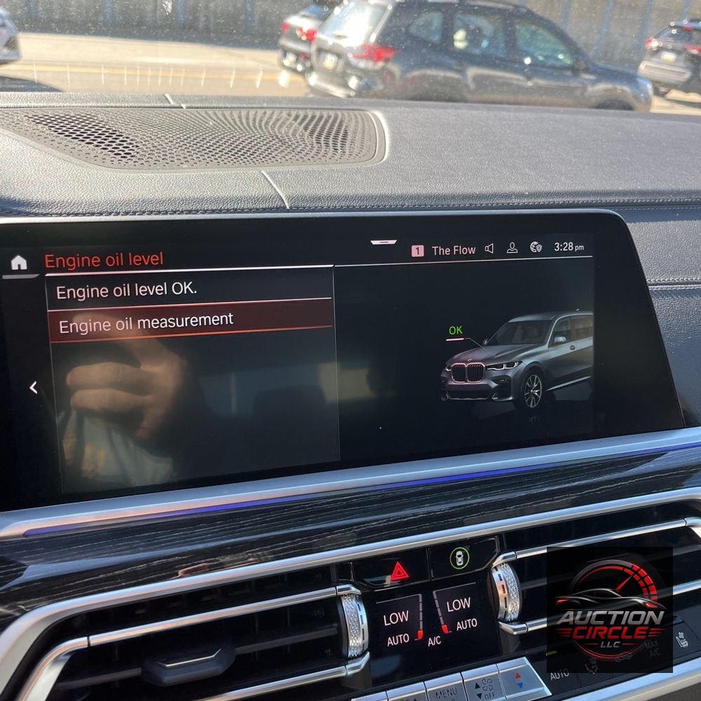 2022 BMW X7 M50i