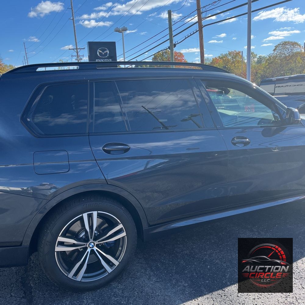 2022 BMW X7 M50i