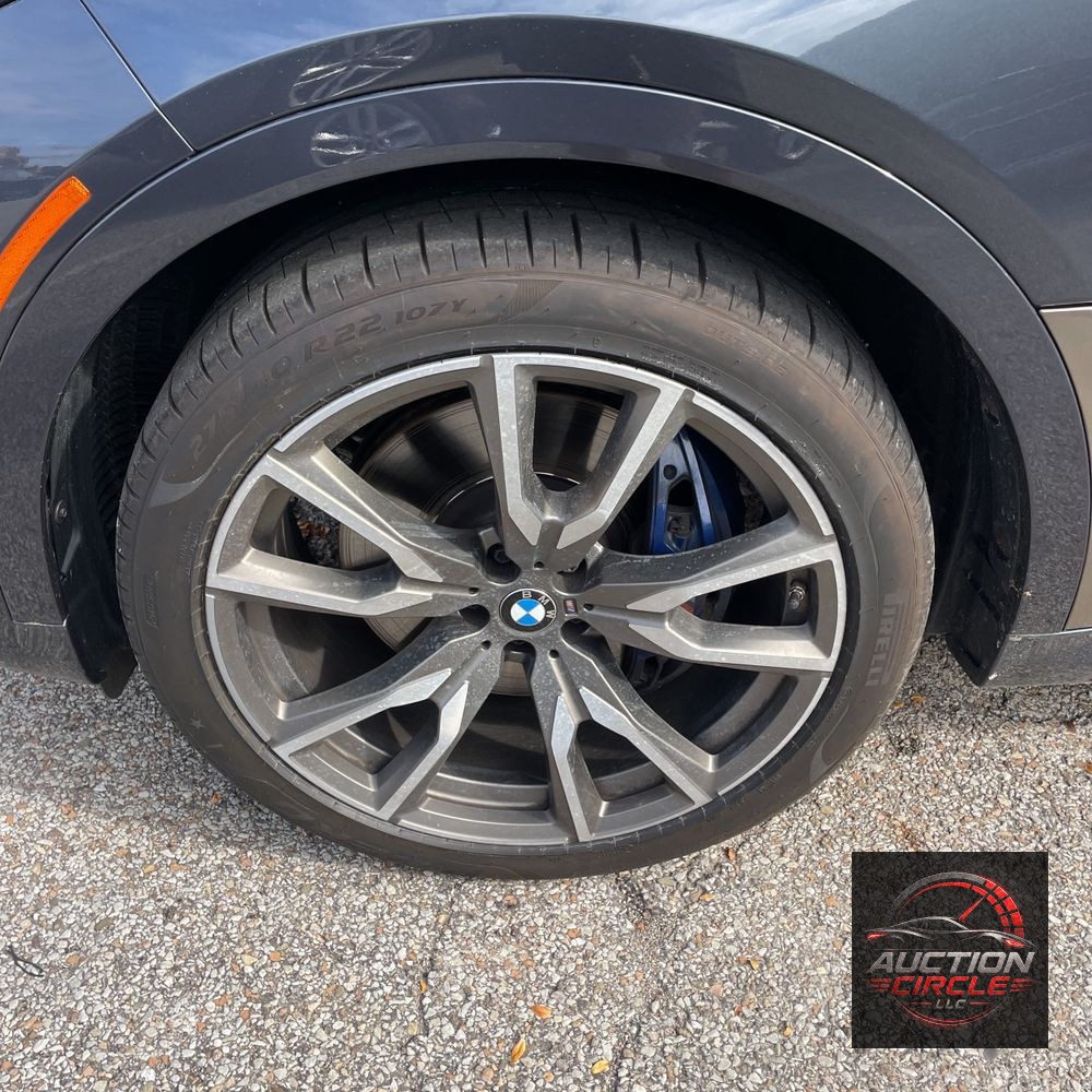 2022 BMW X7 M50i
