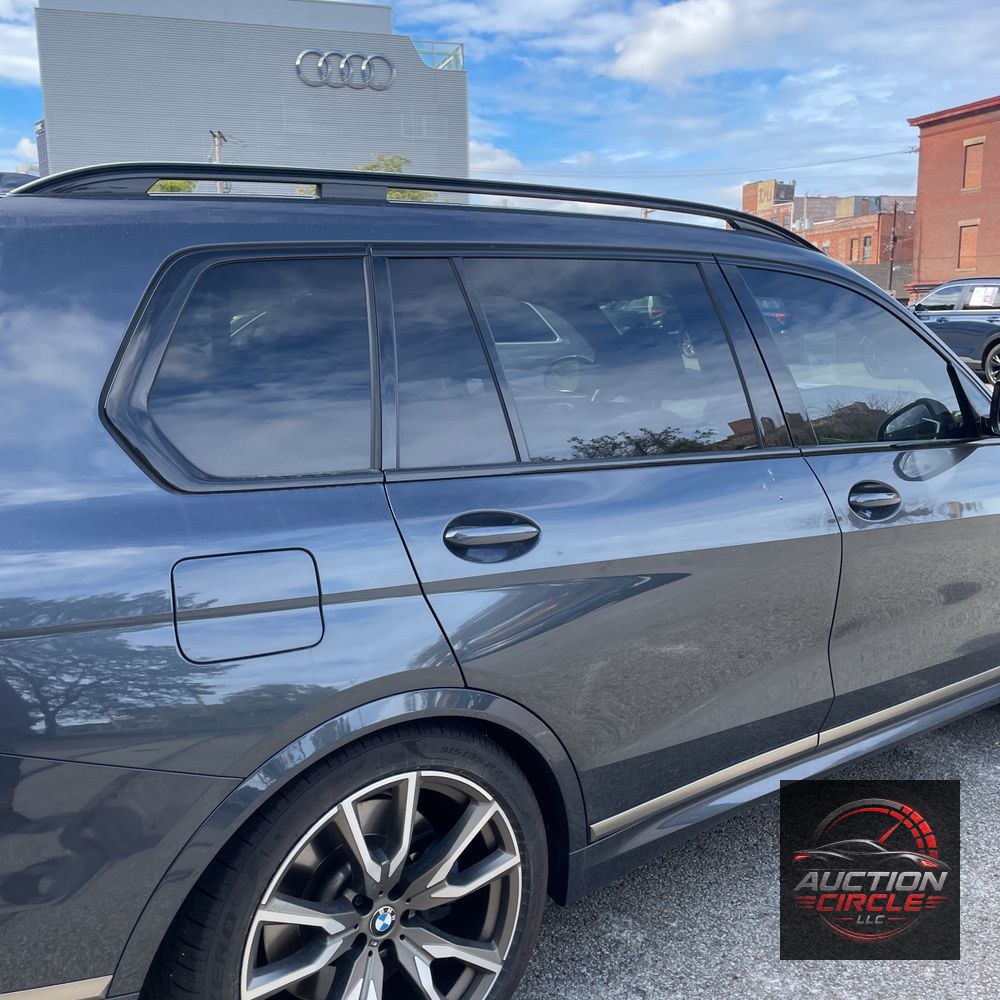 2022 BMW X7 M50i