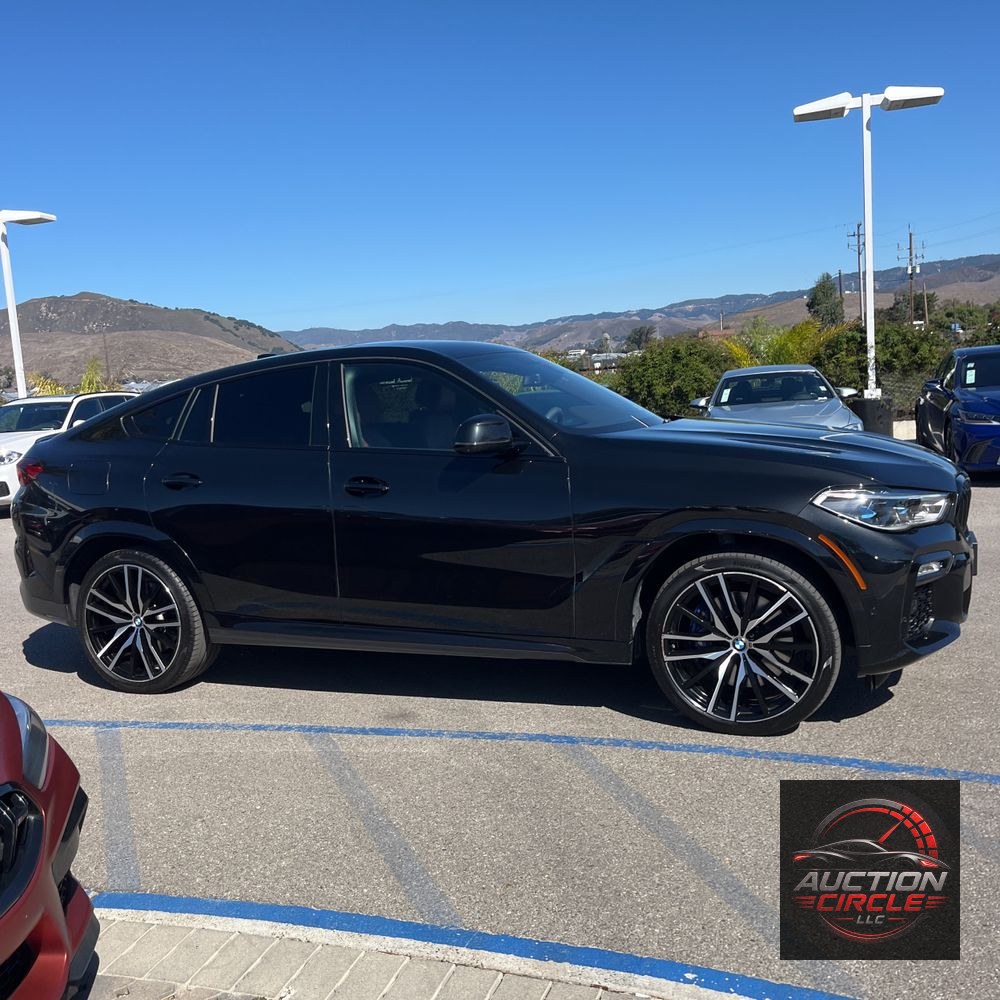 2021 BMW X6 M50i