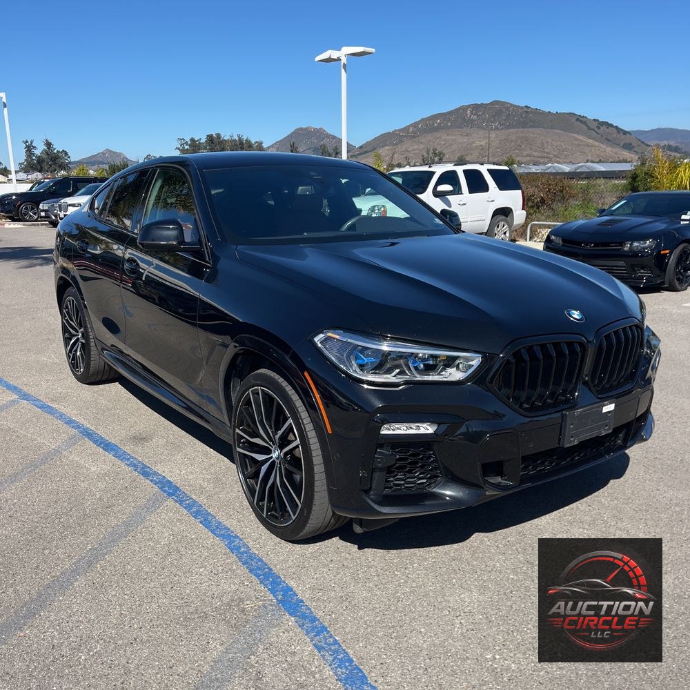 2021 BMW X6 M50i