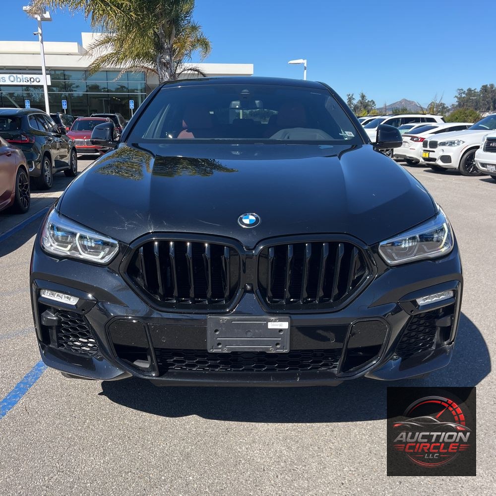2021 BMW X6 M50i