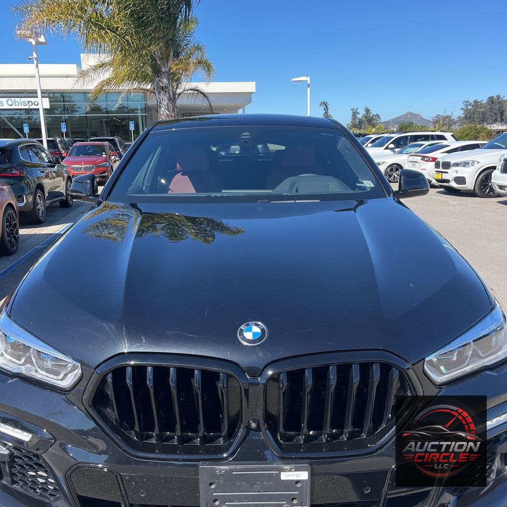 2021 BMW X6 M50i
