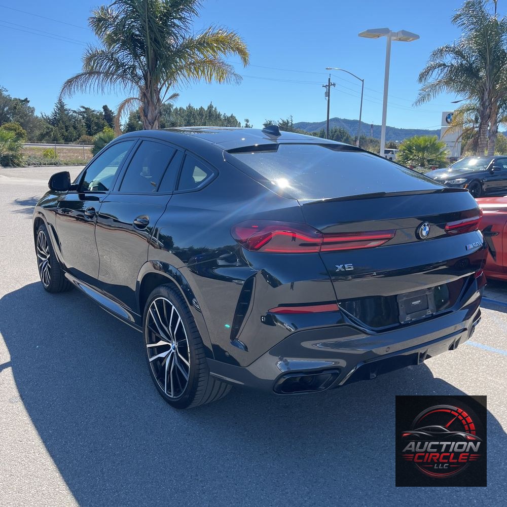 2021 BMW X6 M50i