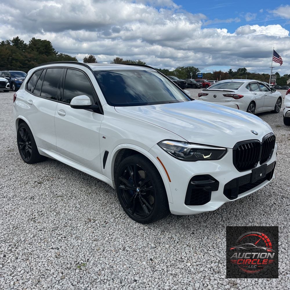 2022 BMW X5 M50i