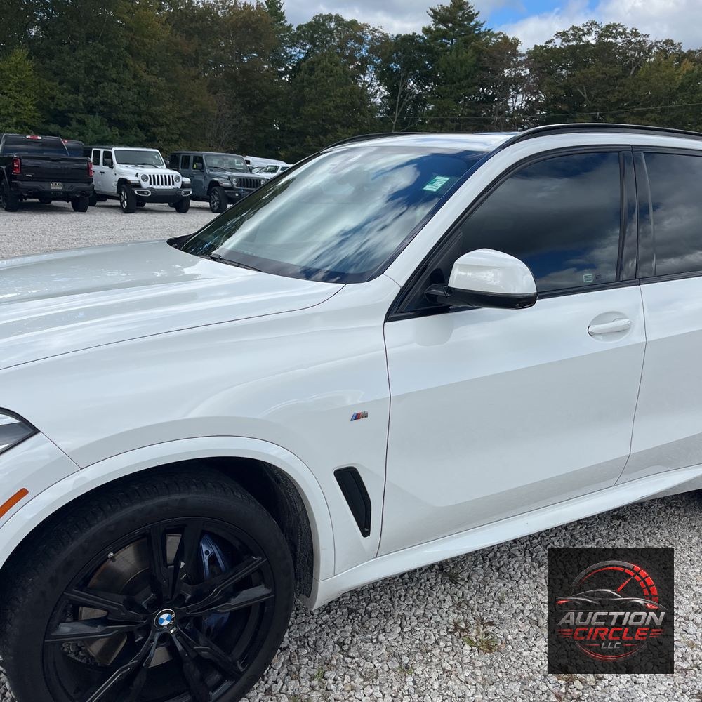 2022 BMW X5 M50i