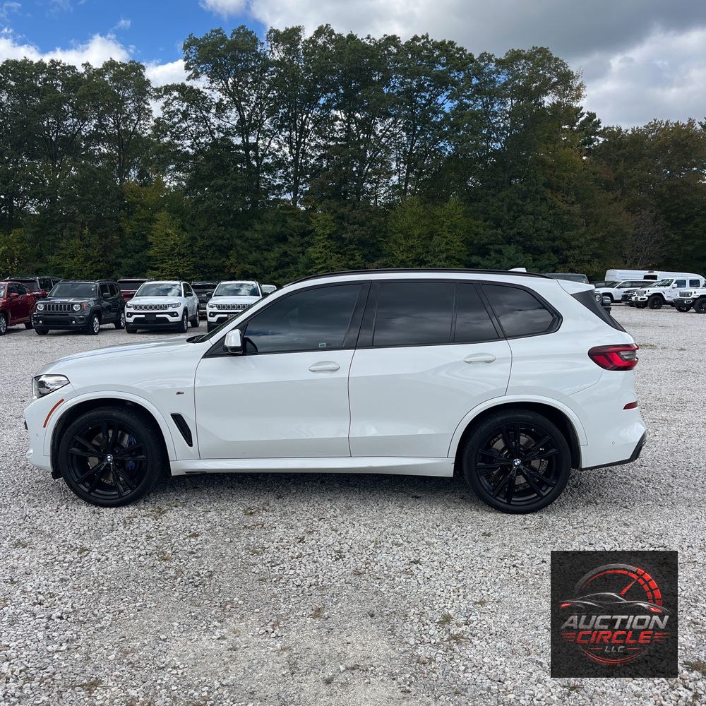 2022 BMW X5 M50i