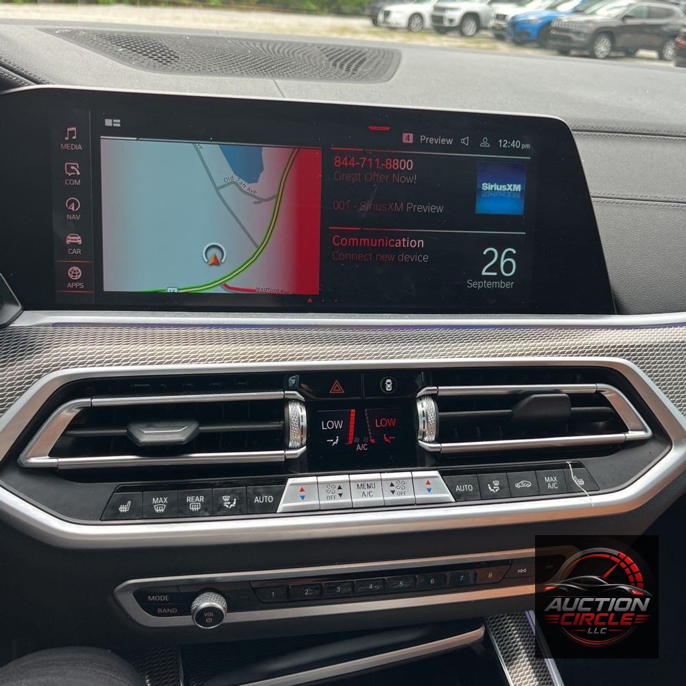 2022 BMW X5 M50i