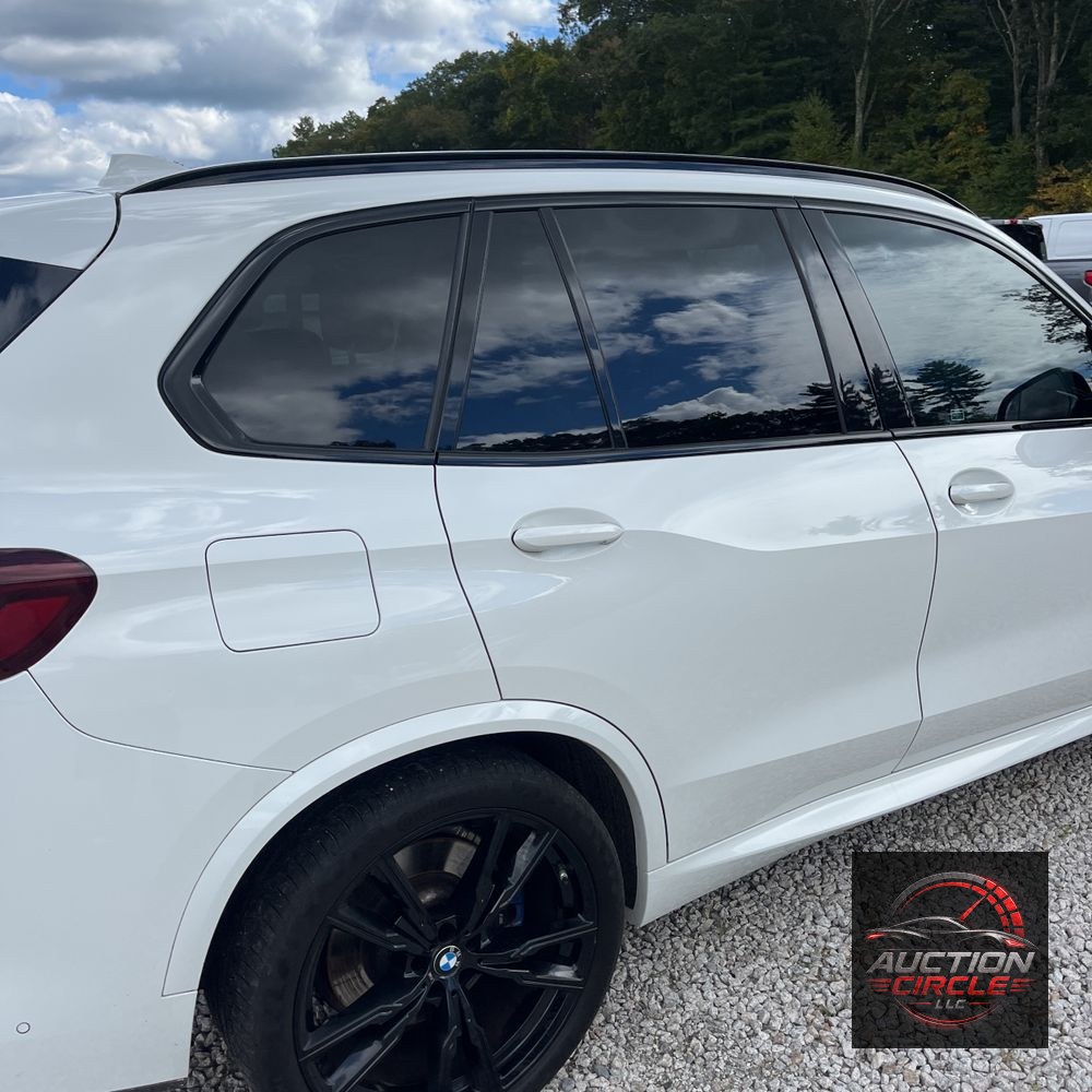 2022 BMW X5 M50i