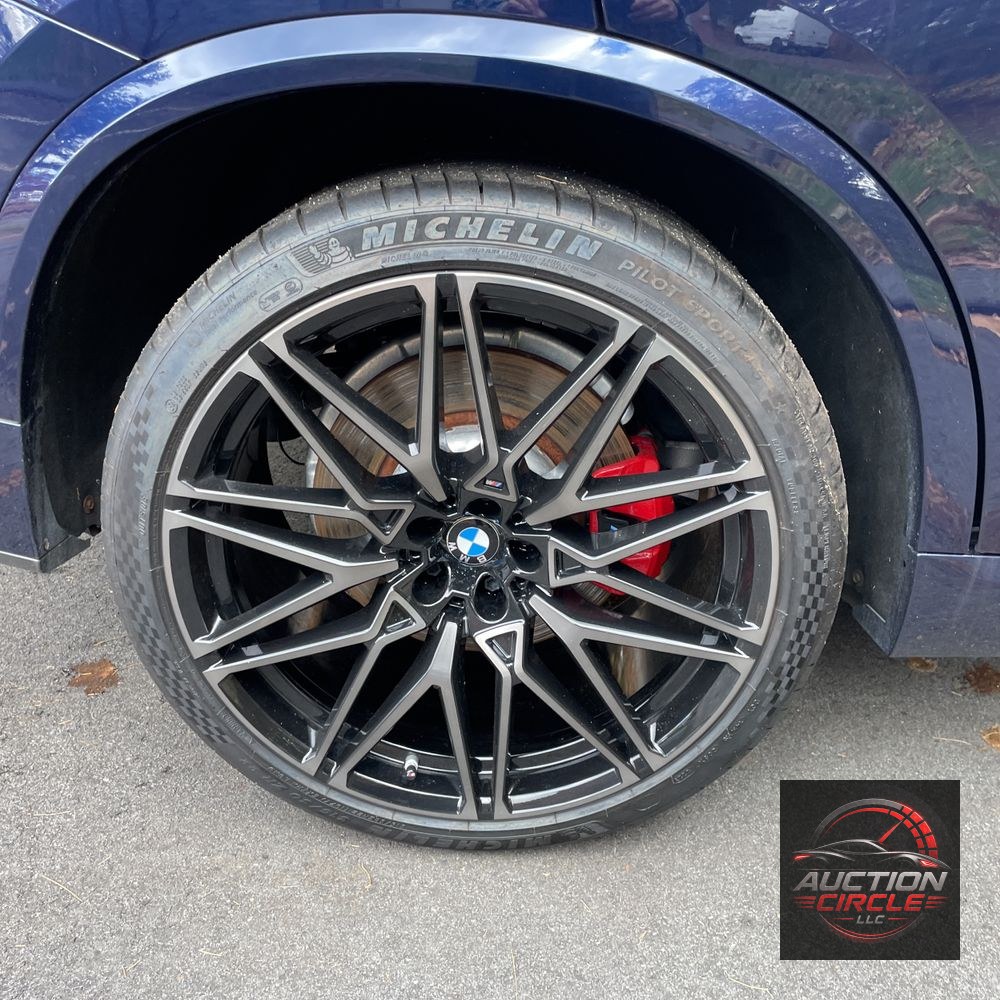 2022 BMW X5 M50i