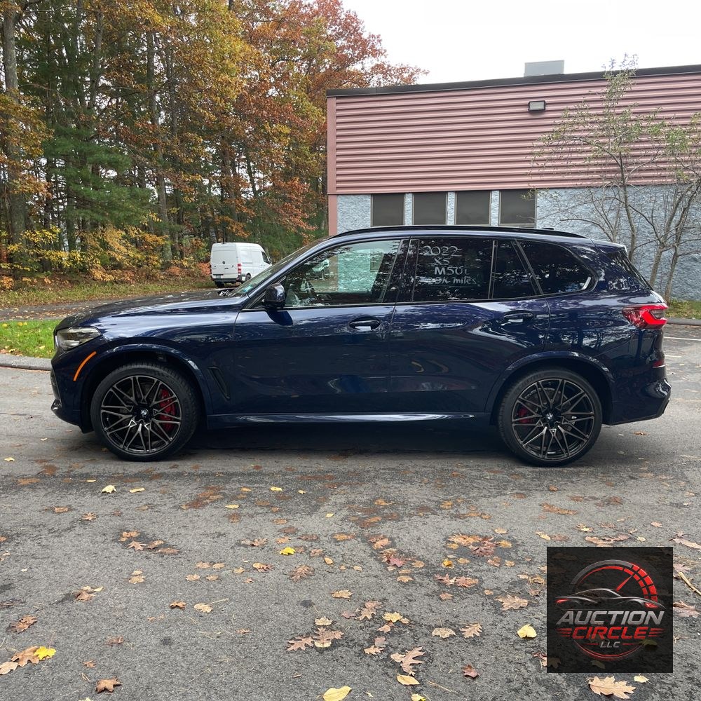 2022 BMW X5 M50i