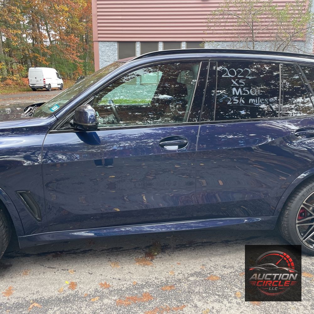 2022 BMW X5 M50i