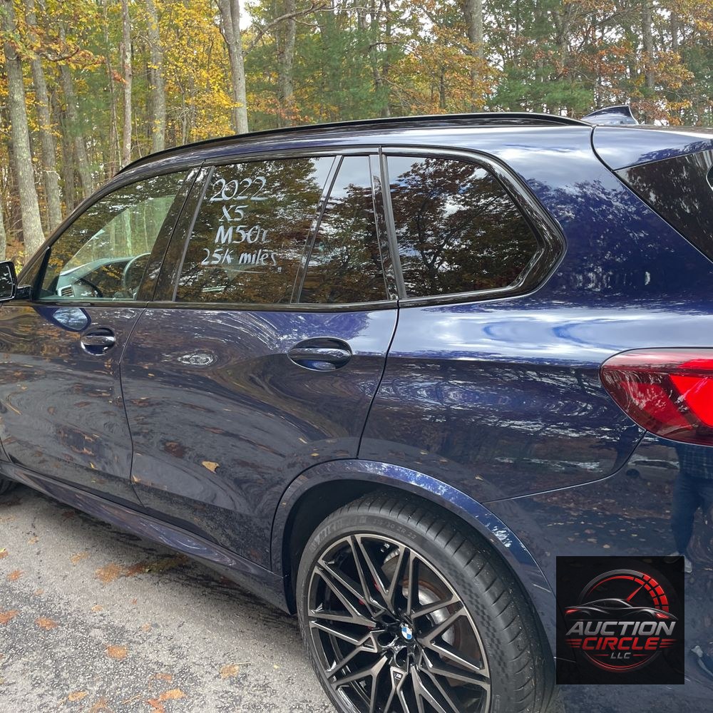 2022 BMW X5 M50i