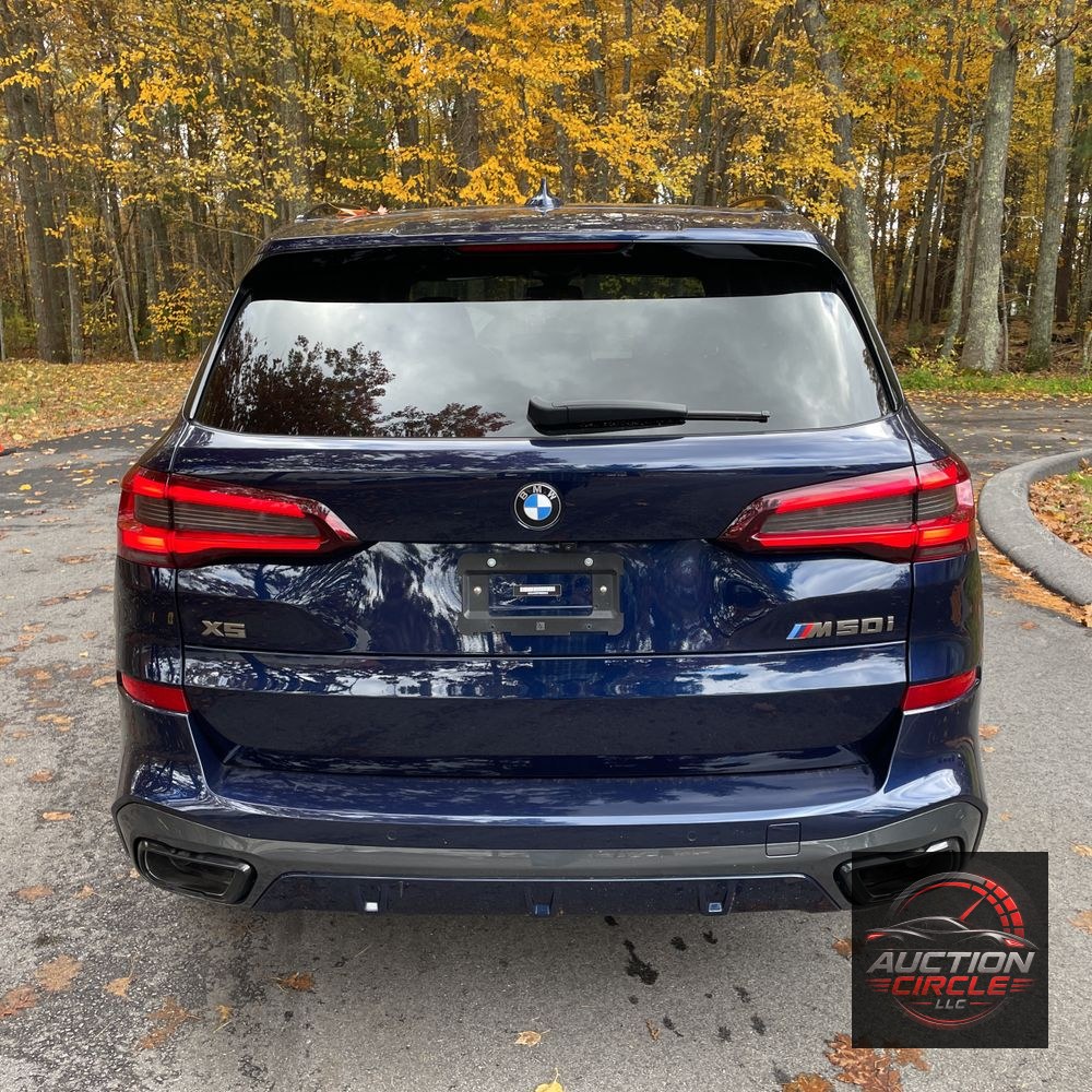 2022 BMW X5 M50i