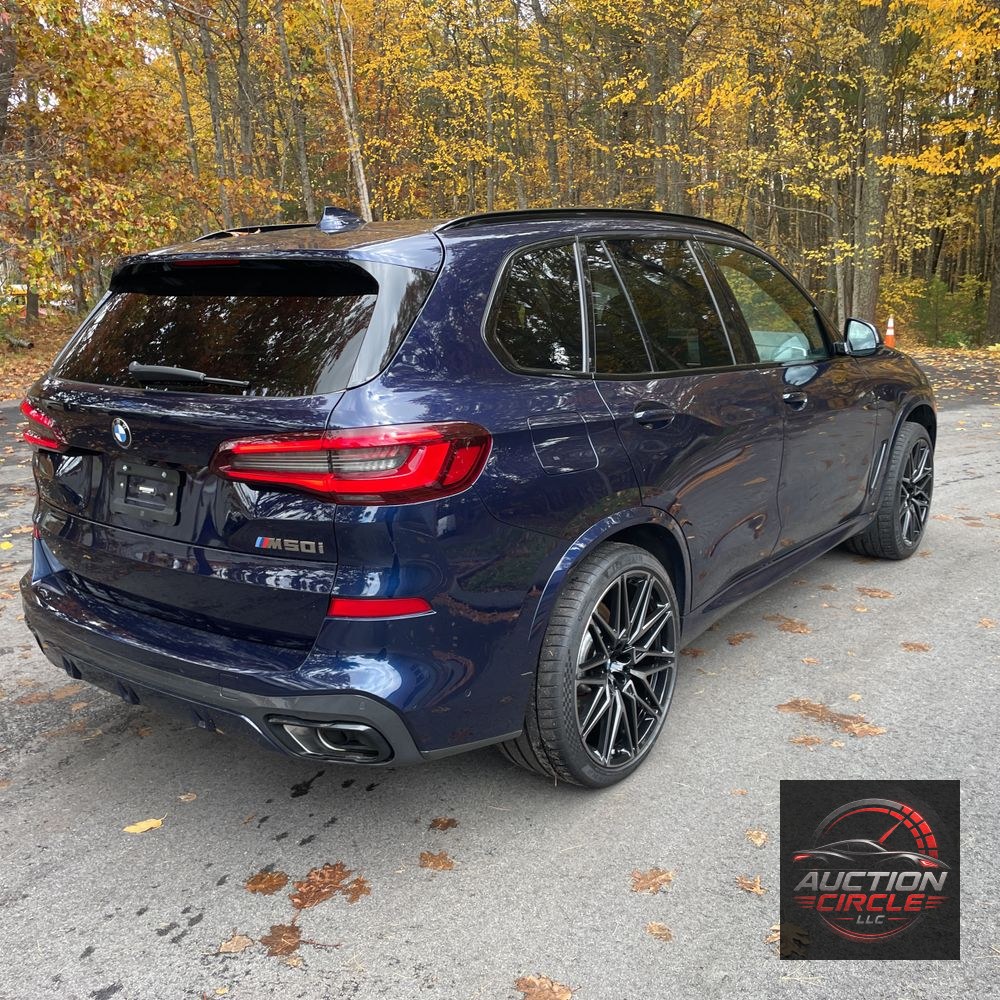 2022 BMW X5 M50i
