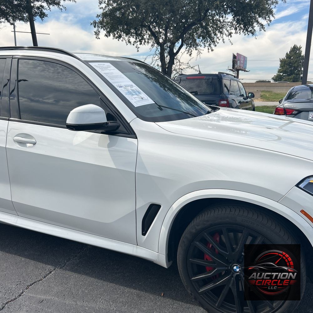 2023 BMW X5 M50i