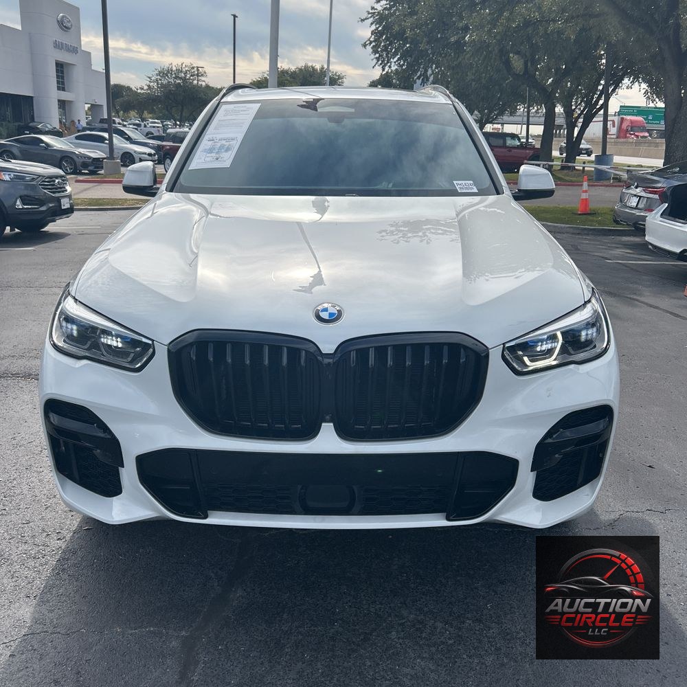 2023 BMW X5 M50i
