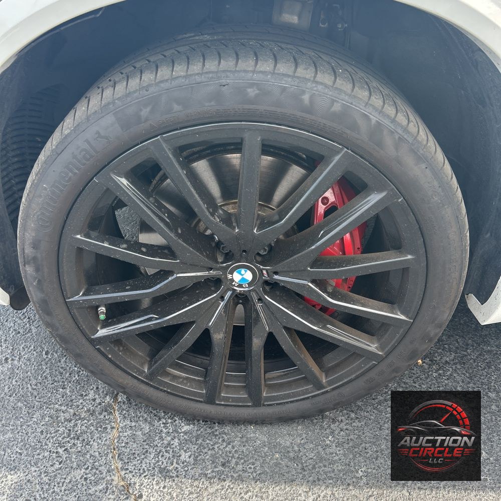 2023 BMW X5 M50i