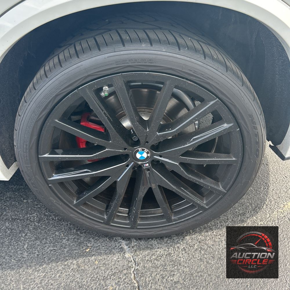 2023 BMW X5 M50i