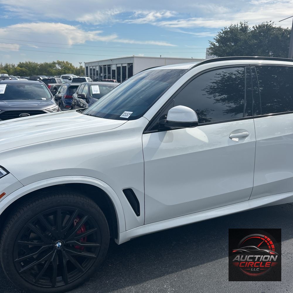 2023 BMW X5 M50i