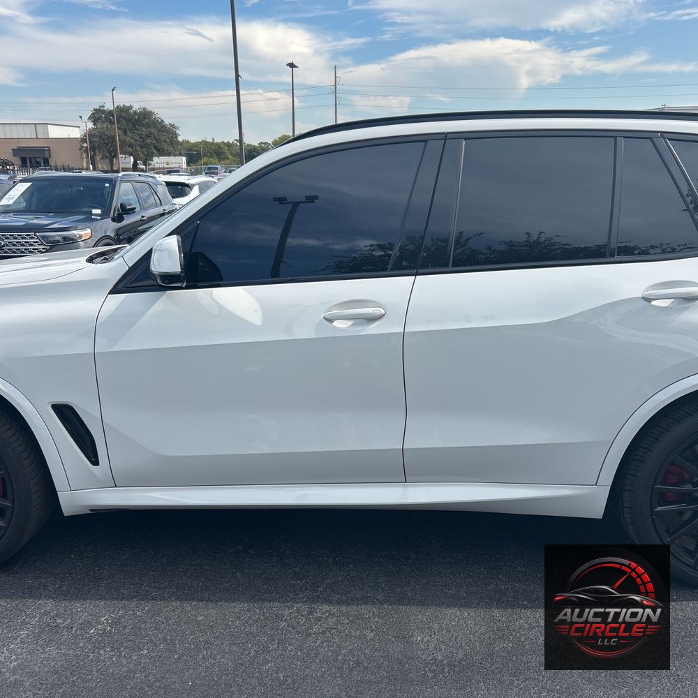 2023 BMW X5 M50i