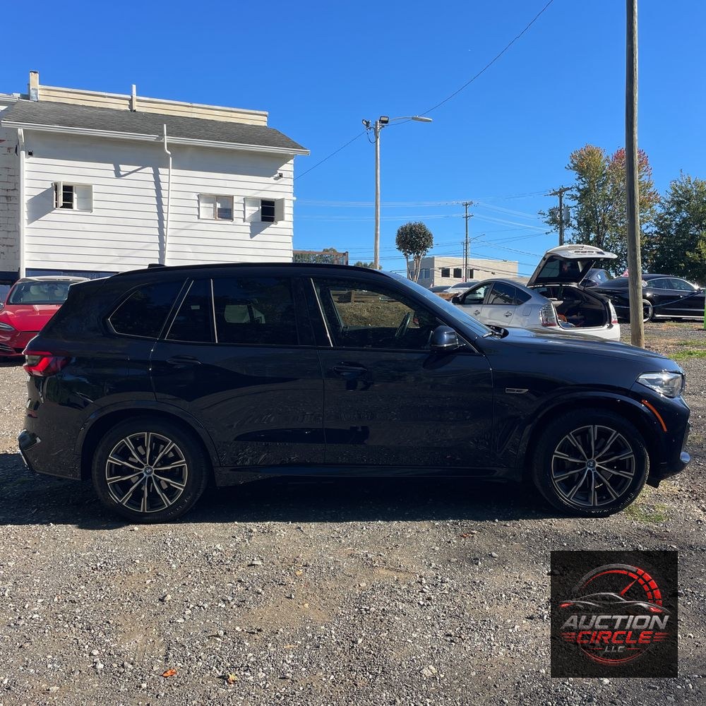 2023 BMW X5 xDrive45e