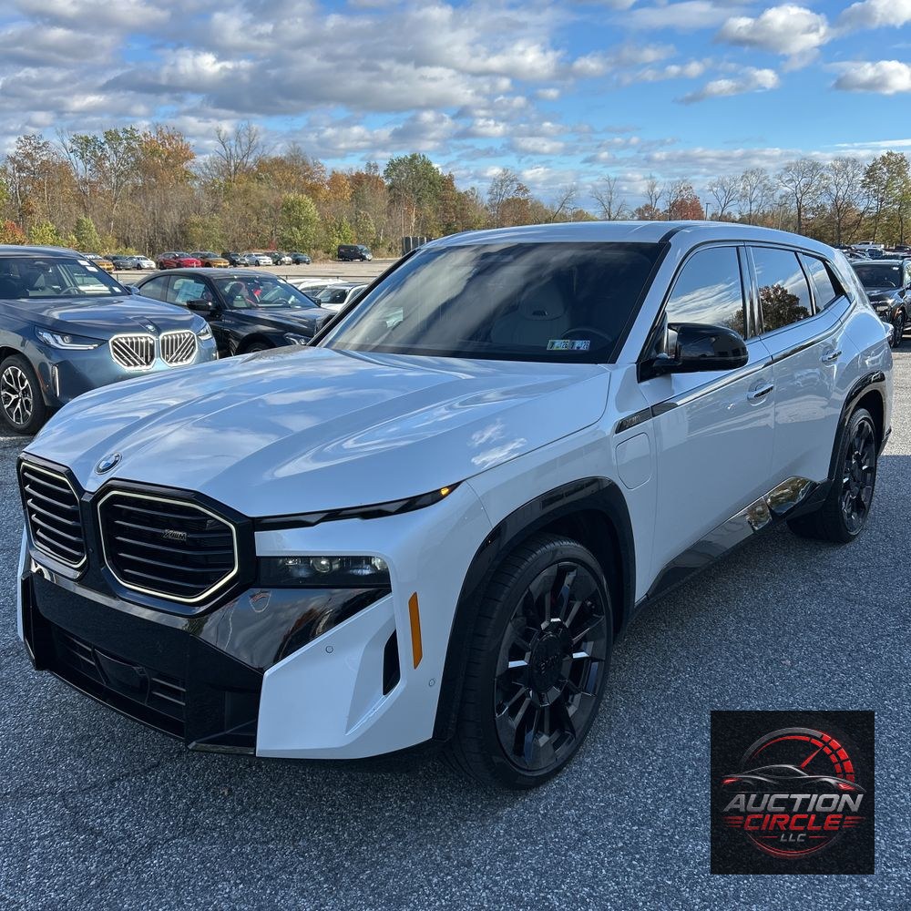 2024 BMW XM PHEV