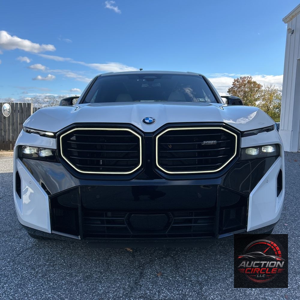 2024 BMW XM PHEV
