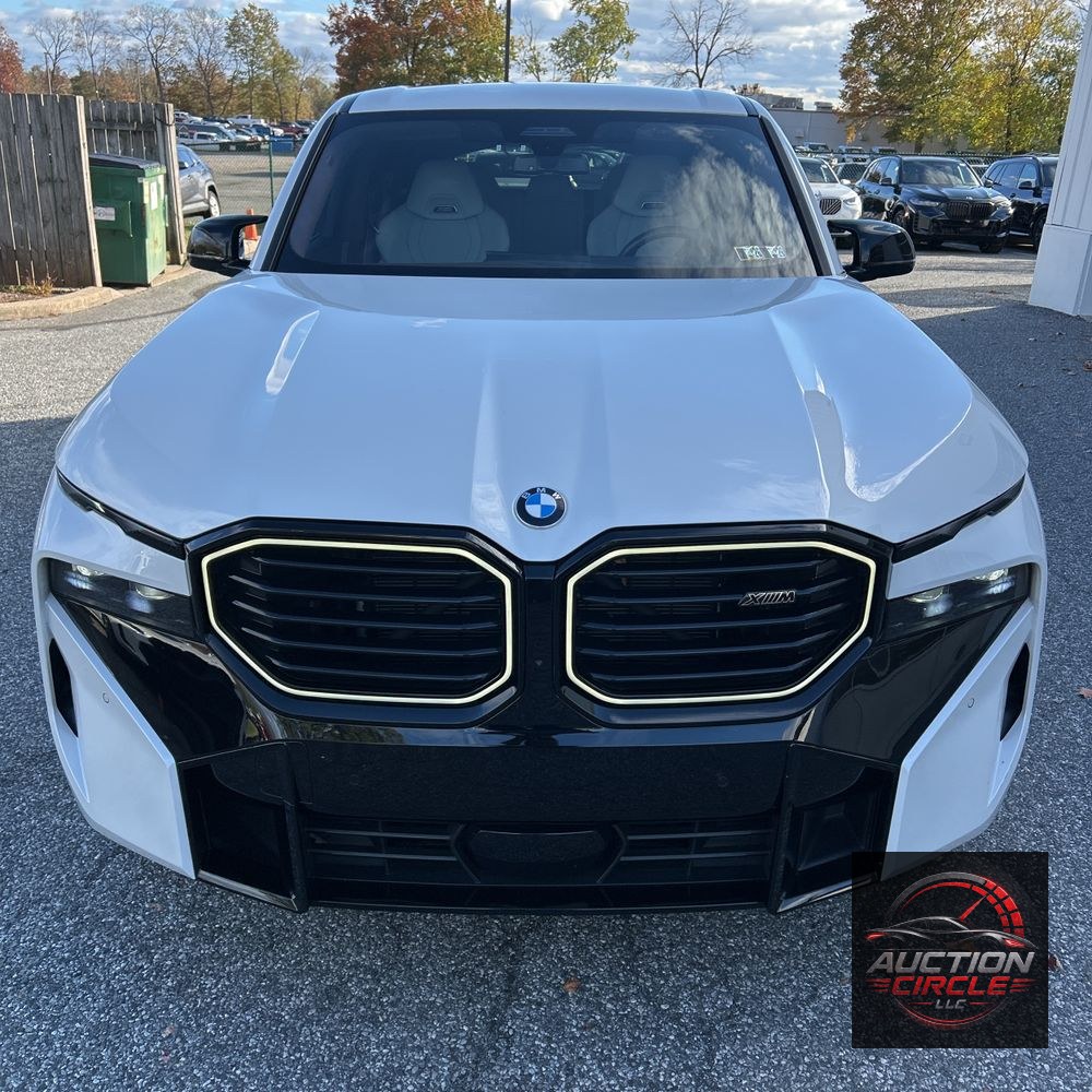 2024 BMW XM PHEV