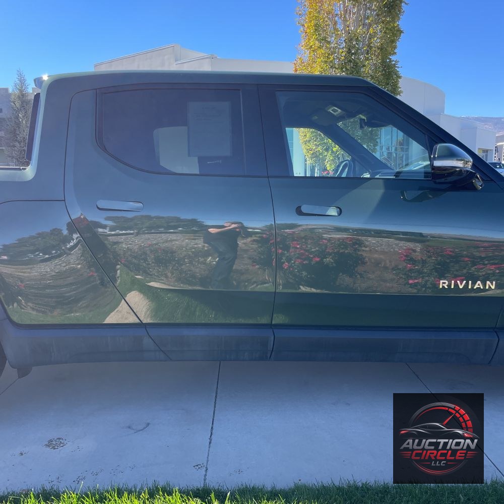 2022 Rivian R1T Adventure