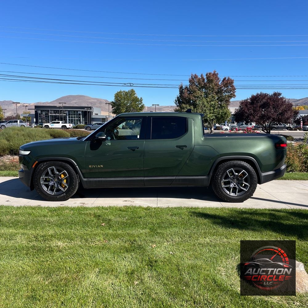 2022 Rivian R1T Adventure