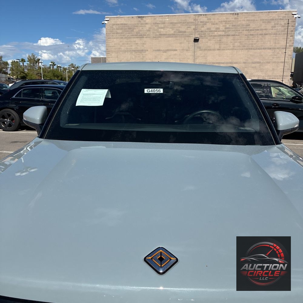 2023 Rivian R1T Adventure Quad-Motor