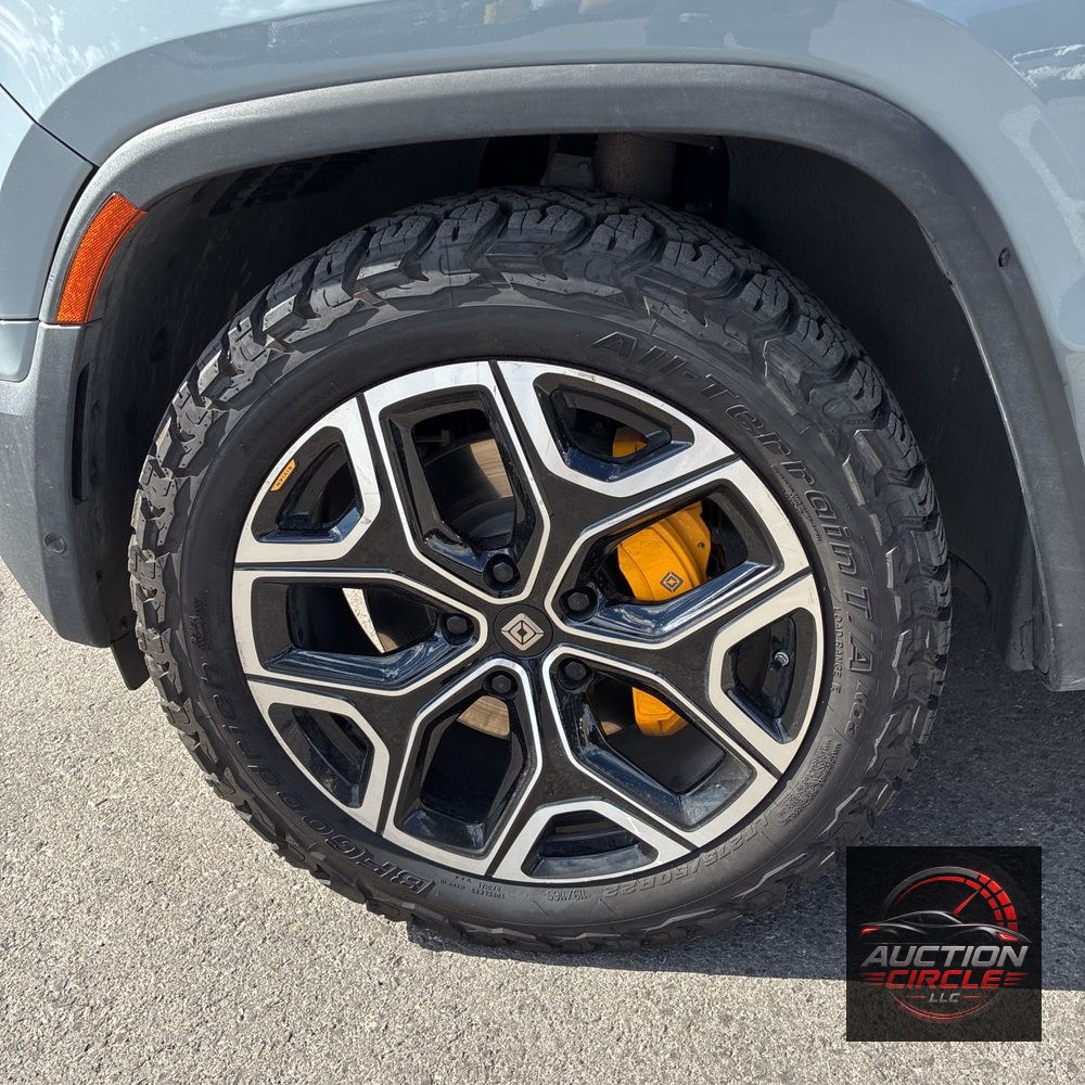 2023 Rivian R1T Adventure Quad-Motor