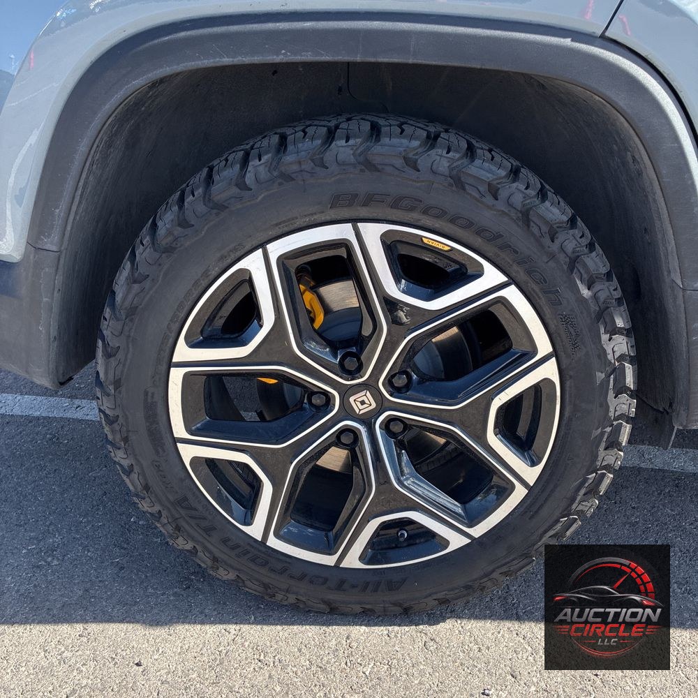 2023 Rivian R1T Adventure Quad-Motor