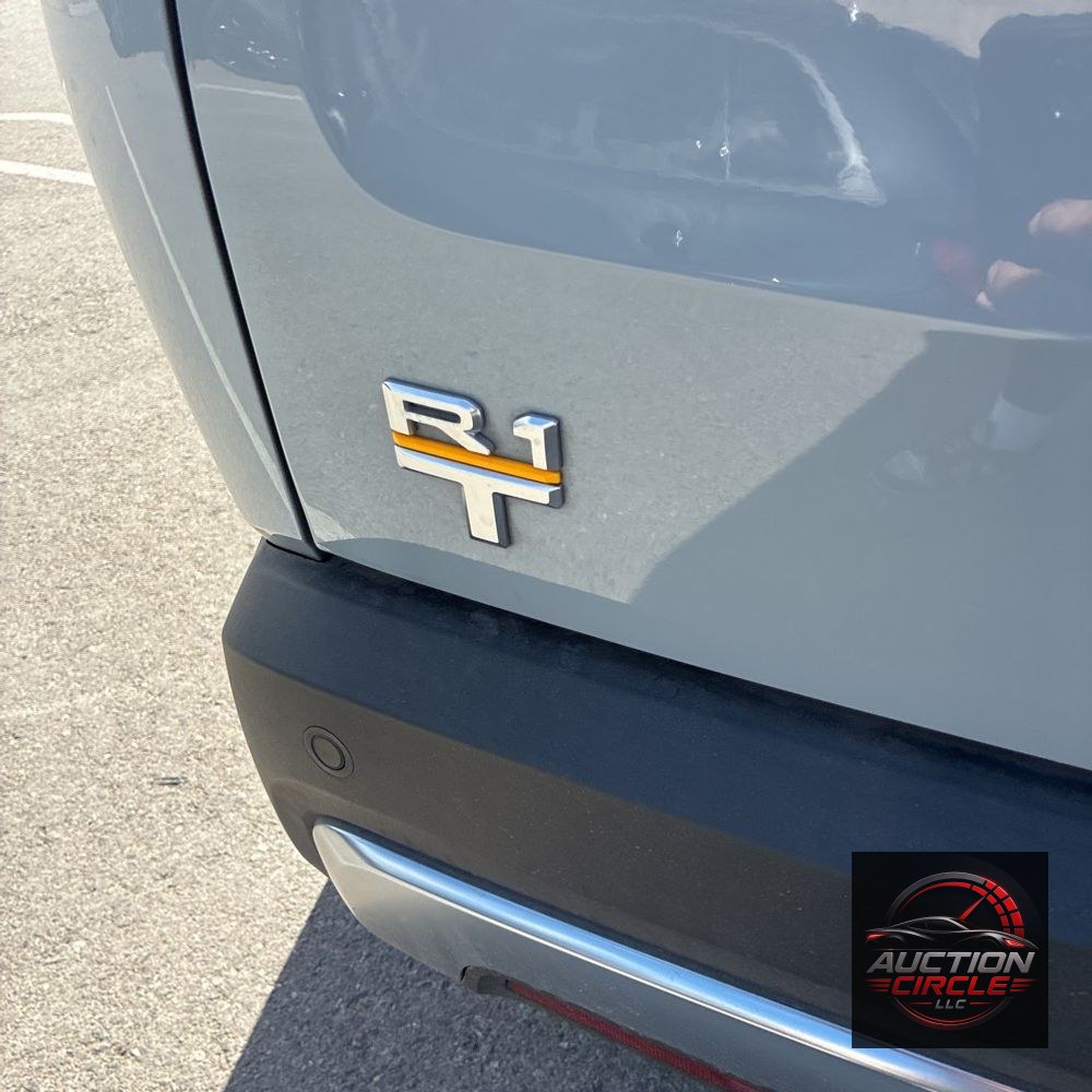 2023 Rivian R1T Adventure Quad-Motor