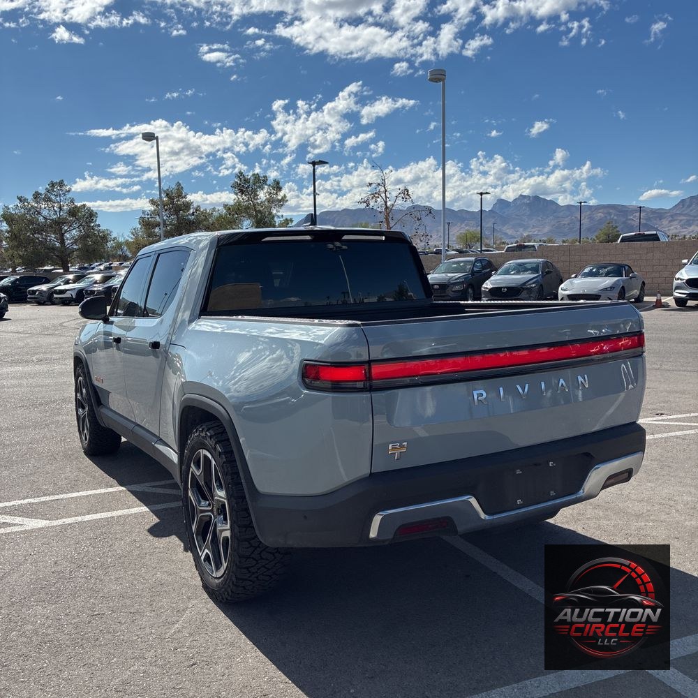 2023 Rivian R1T Adventure Quad-Motor