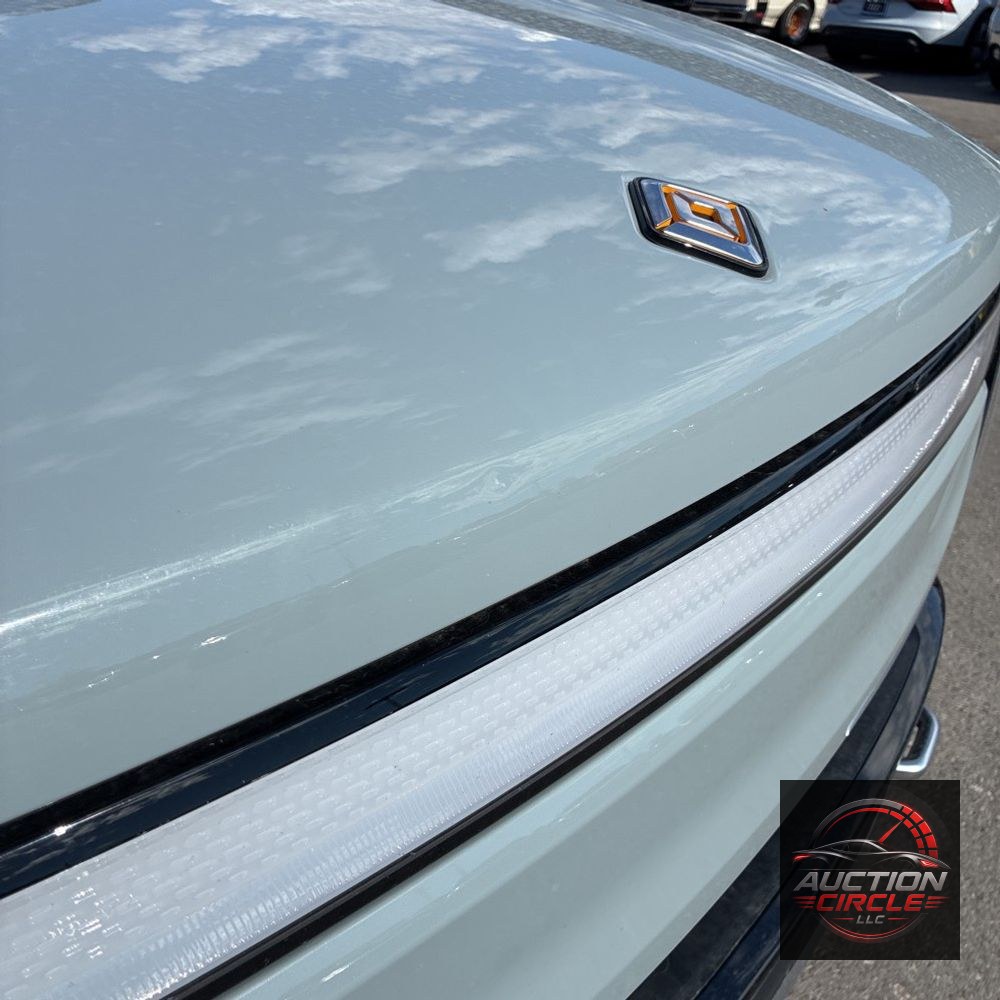 2023 Rivian R1T Adventure Quad-Motor