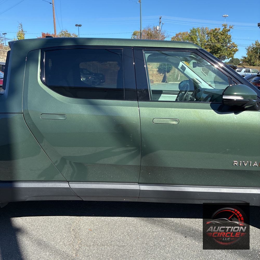 2023 Rivian R1T Adventure Quad-Motor