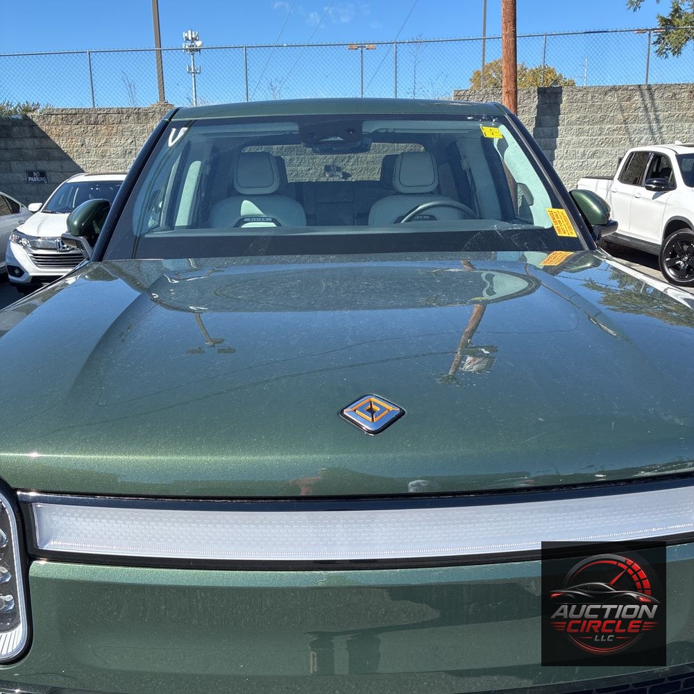 2023 Rivian R1T Adventure Quad-Motor