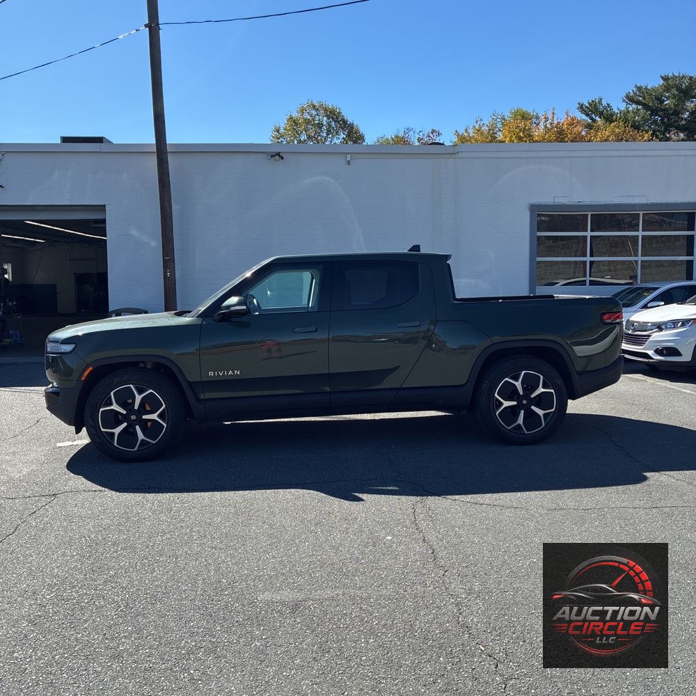 2023 Rivian R1T Adventure Quad-Motor