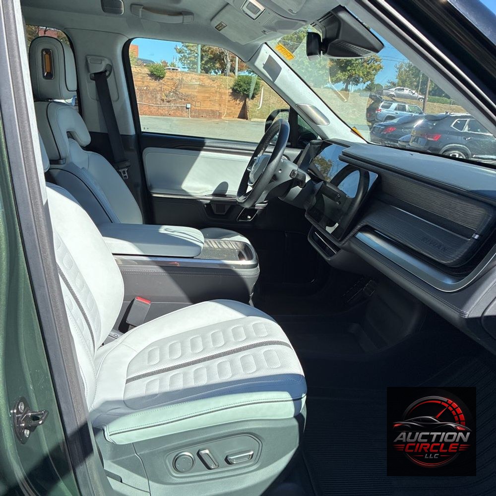 2023 Rivian R1T Adventure Quad-Motor