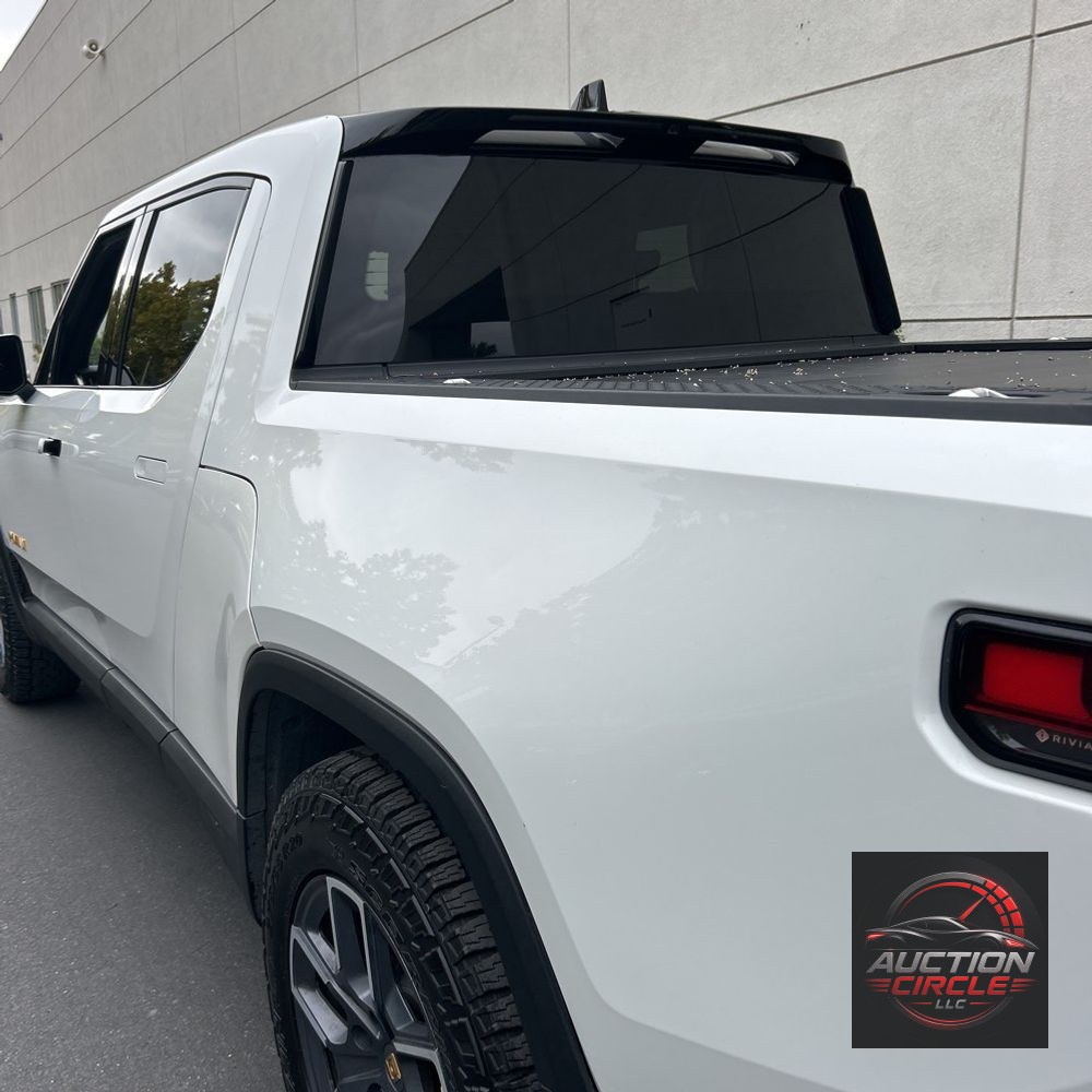 2022 Rivian R1T Launch Edition