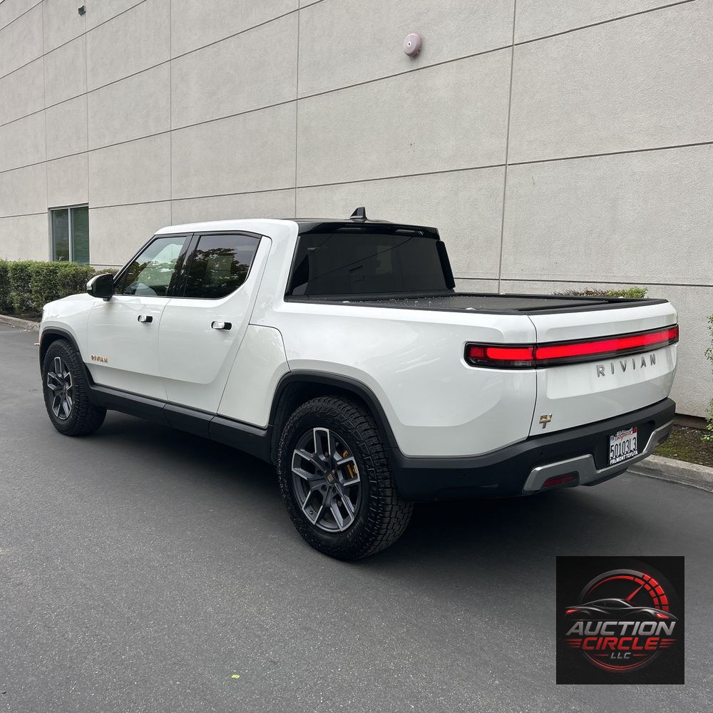 2022 Rivian R1T Launch Edition