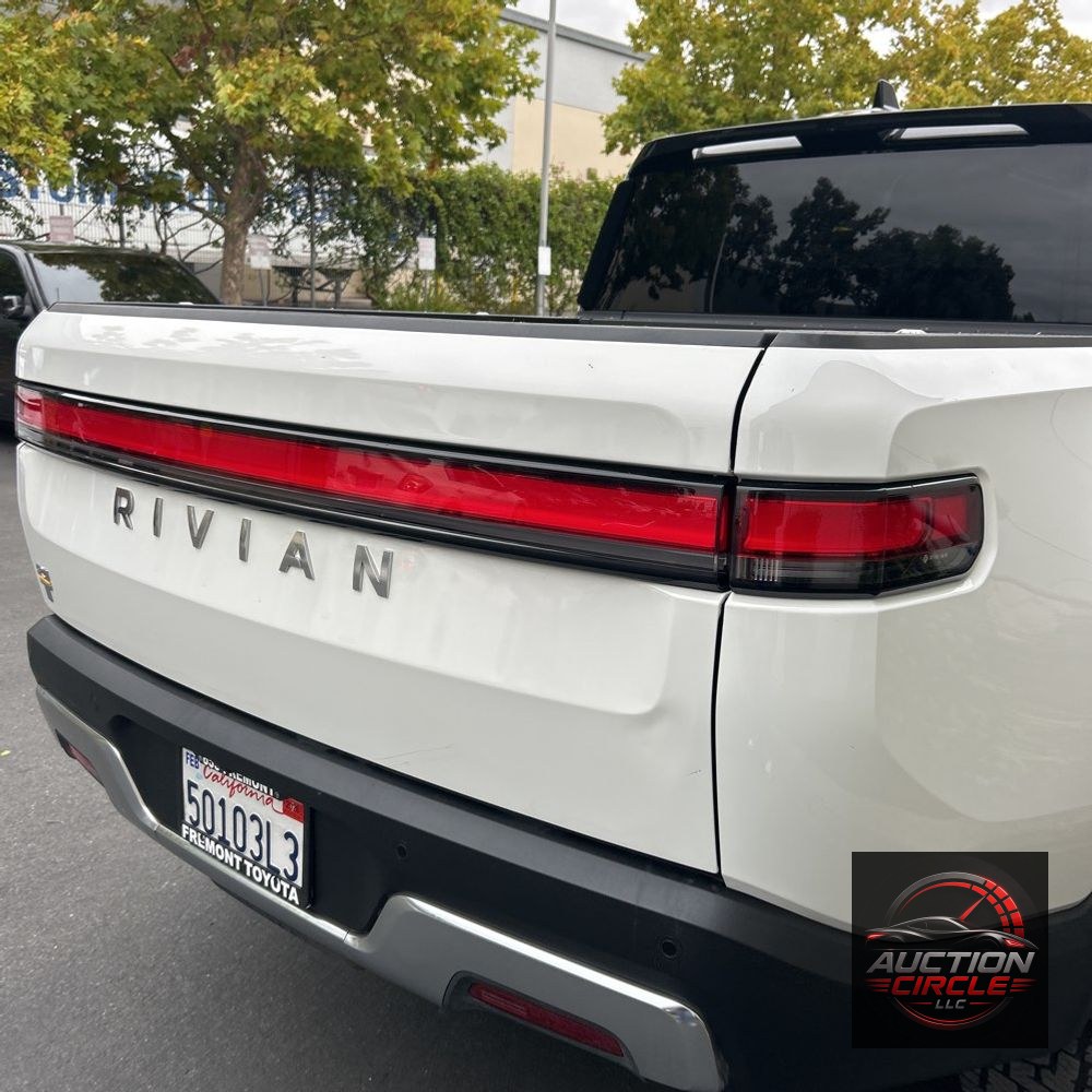 2022 Rivian R1T Launch Edition