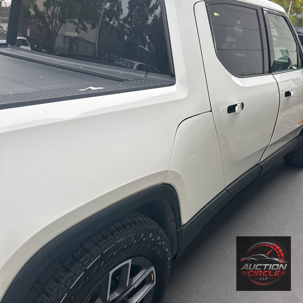 2022 Rivian R1T Launch Edition