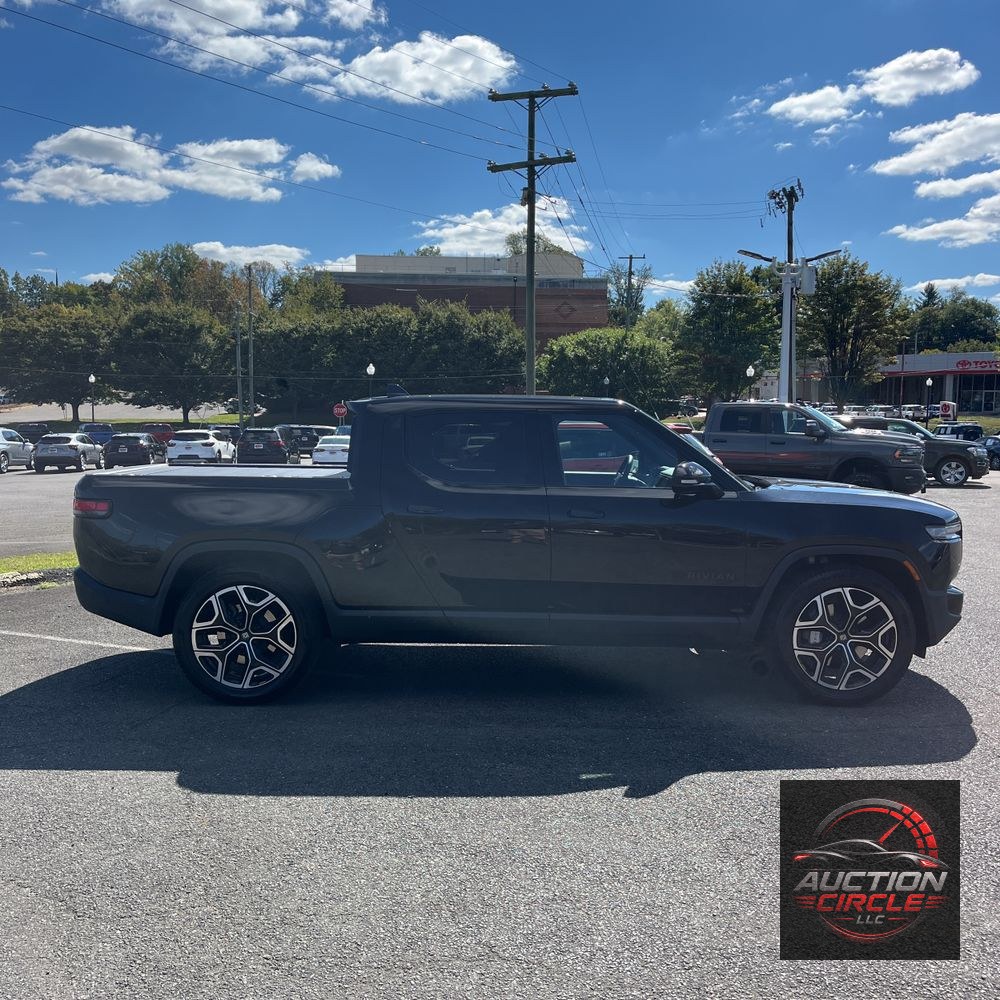 2025 Rivian R1T Adventure Dual-Motor
